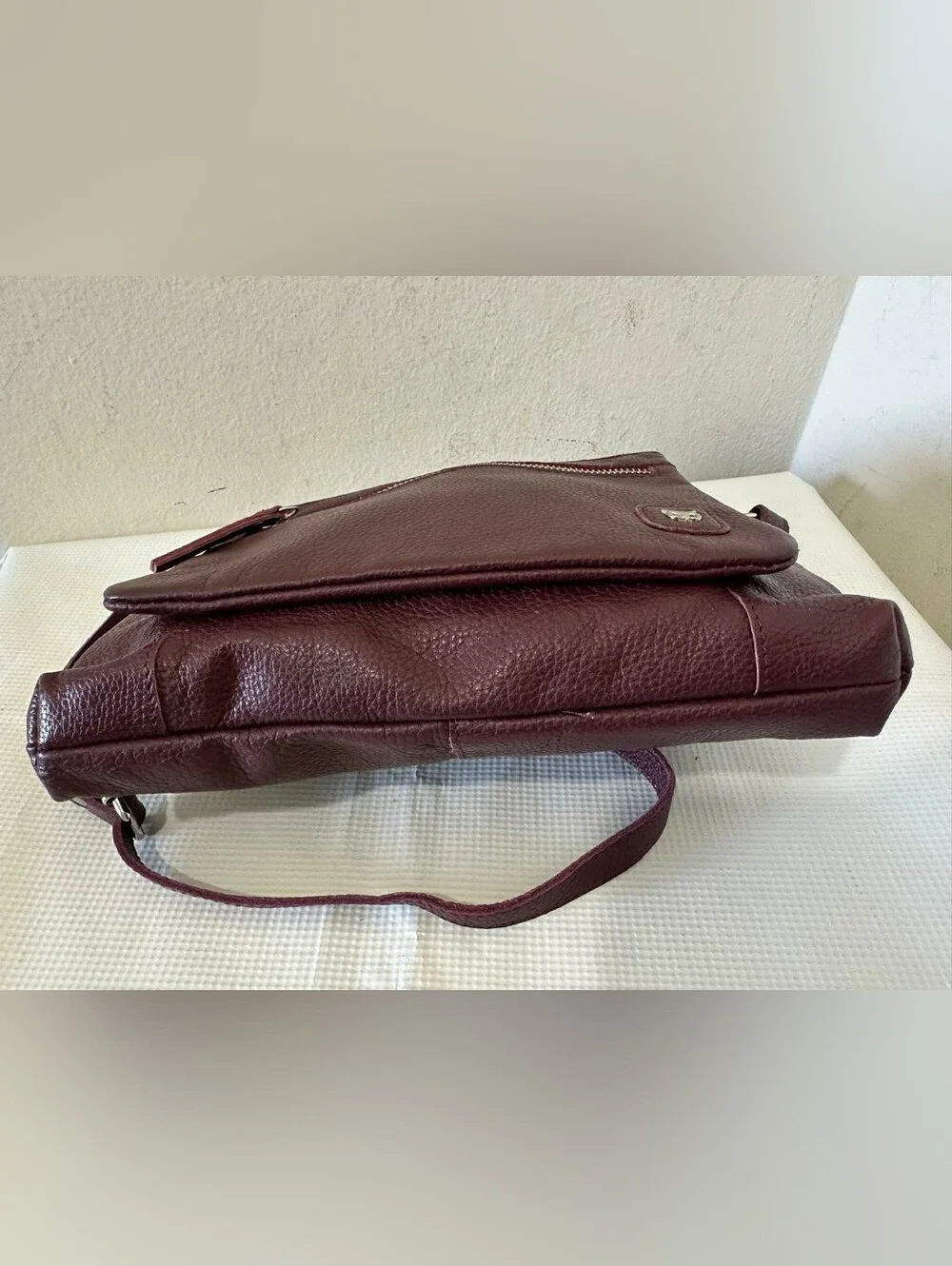 Wise Owl premium burgundy